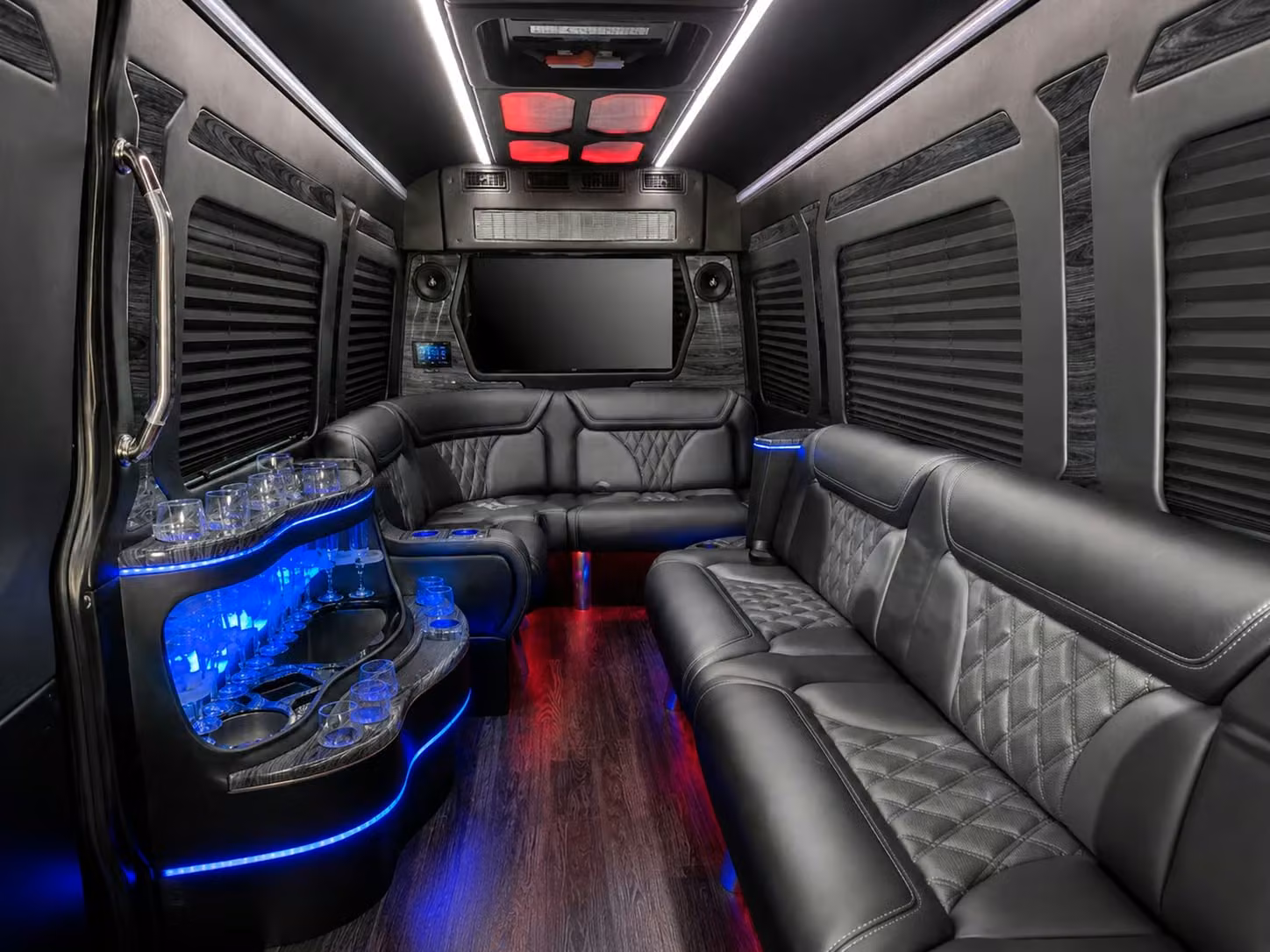 bus rental options for minneapolis trips