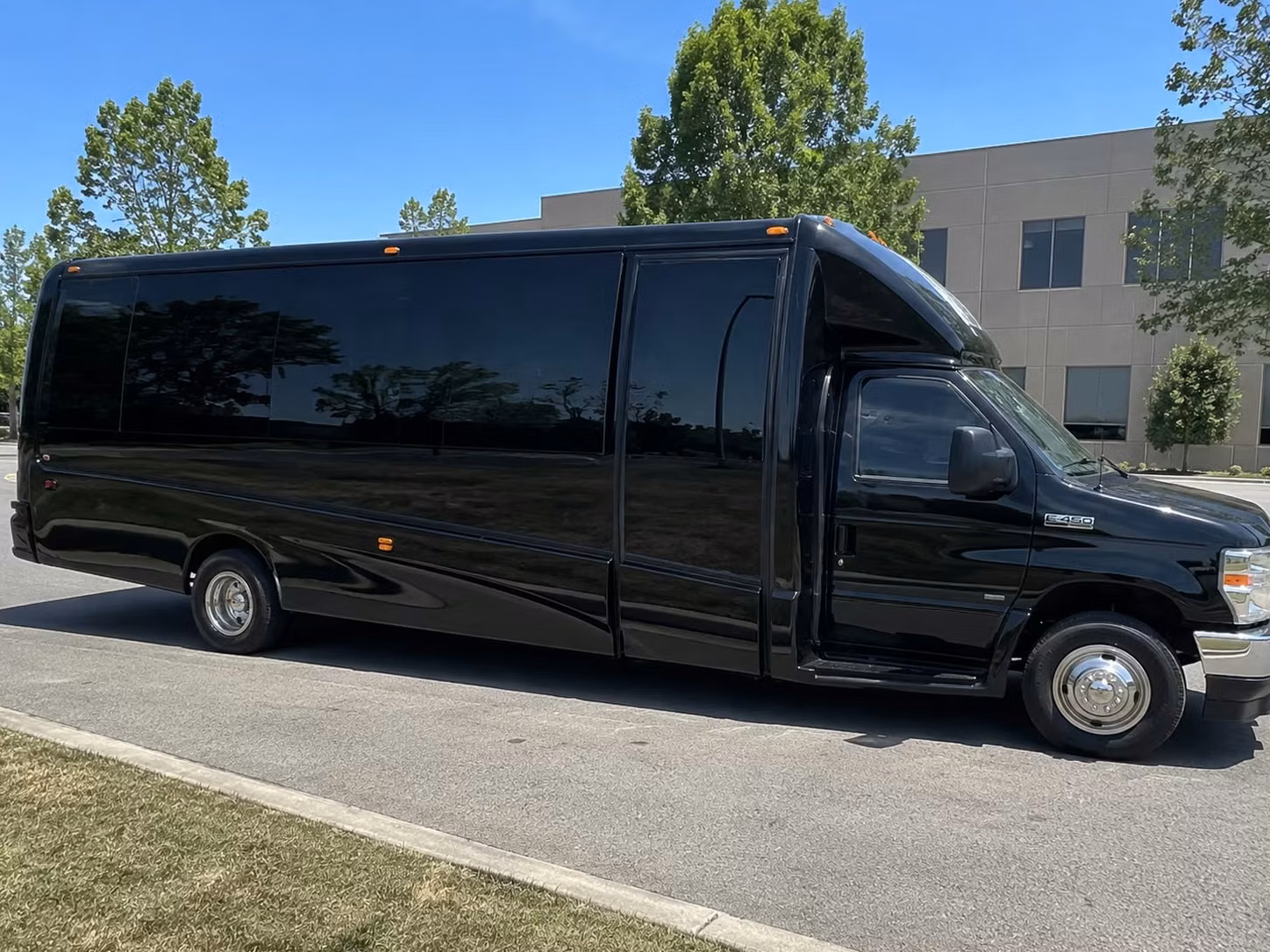 minneapolis party bus rental