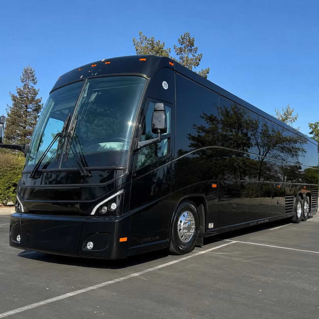 youth group and mission trip bus rentals in minneapolis